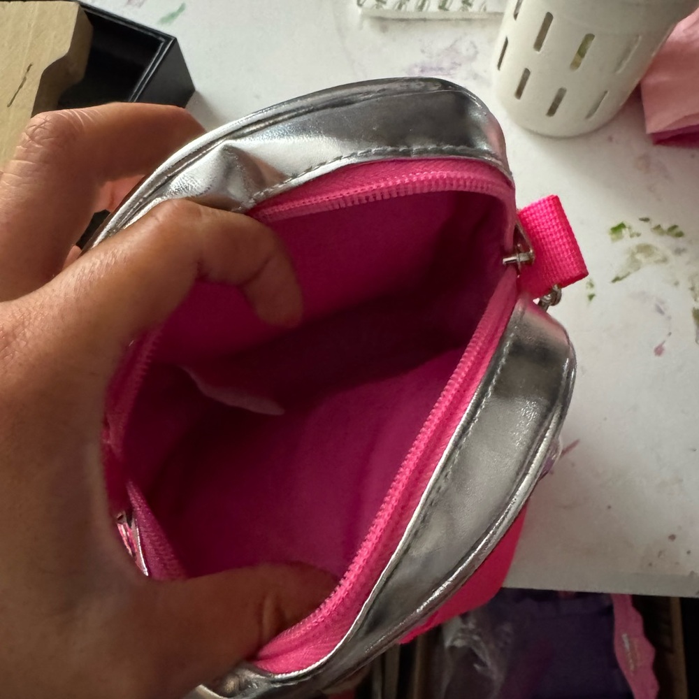 Barbie Sequin Mini crossbody Bag - Picture 4 of 4